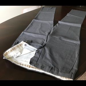 Pazoni Gray 100%wool plainfront 36R Unhemmed Pants